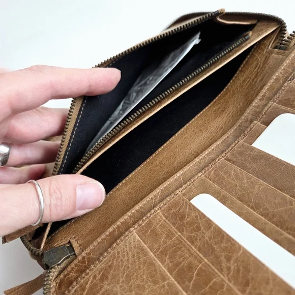 Balenciaga New Distressed Leather Zip Around Wallet Clutch With Dust Bag - Picture 8 of 16